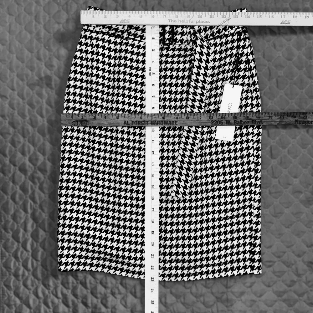 NWT Calvin Klein Black & White Career Knit Knee Length Pencil Skirt – Size 2 - Picture 14 of 16